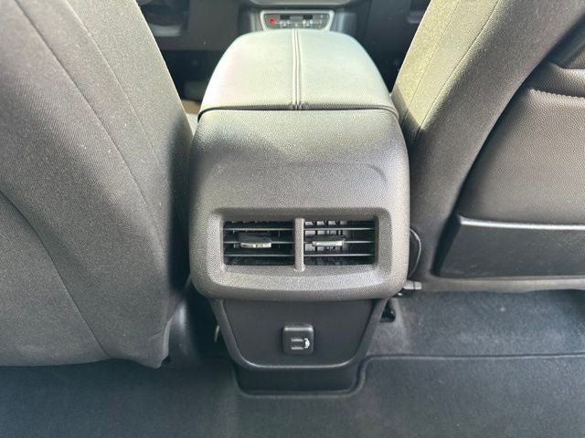 Used 2024 GMC Terrain SLE FWD image 24
