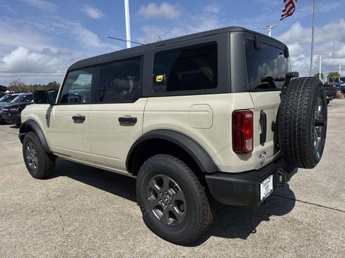 New 2026 Ford Bronco Big Bend image 4