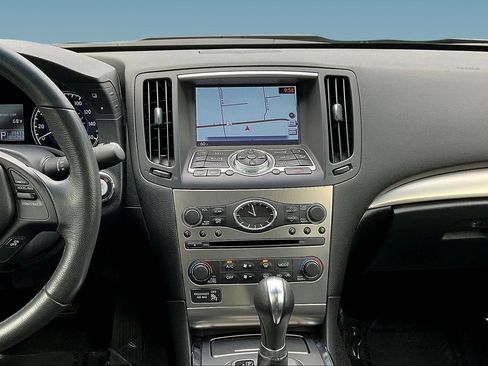 Used 2015 INFINITI Q40 AWD w/ Navigation Package image 9