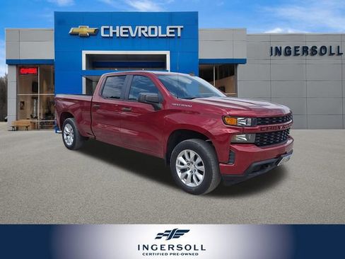 Used 2020 Chevrolet Silverado 1500 Custom w/ Custom Value Package AWD/4WD image 1