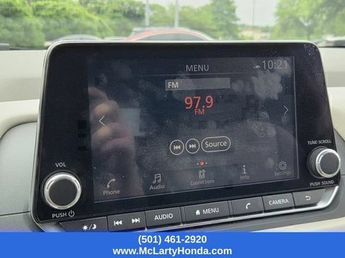 Used 2023 Nissan Rogue SV FWD image 22
