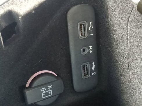 Used 2019 Dodge Challenger SXT RWD image 22