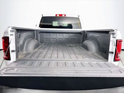 Certified 2026 RAM 2500 Big Horn AWD/4WD image 25