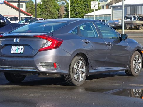 Used 2020 Honda Civic LX image 4