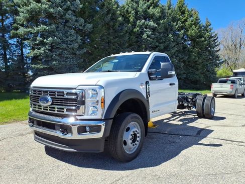 New 2026 Ford F550 4x4 Regular Cab Super Duty image 1