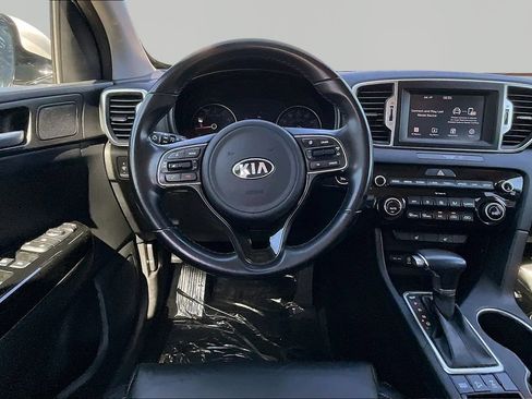 Used 2018 Kia Sportage EX AWD/4WD image 8