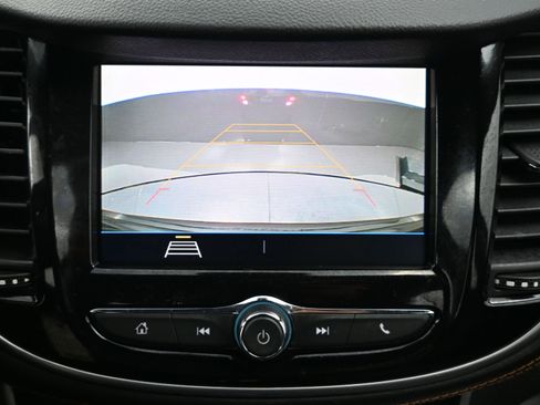 Used 2020 Chevrolet Trax LS image 15