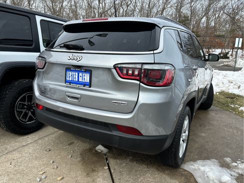 Used 2018 Jeep Compass Latitude w/ Popular Equipment Group image 35