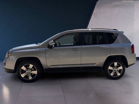 Used 2017 Jeep Compass High Altitude FWD image 2