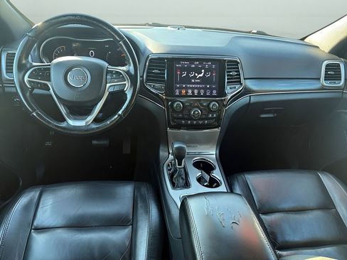 Used 2020 Jeep Grand Cherokee Limited image 11