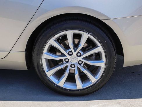 Used 2016 Cadillac XTS Luxury AWD/4WD image 12