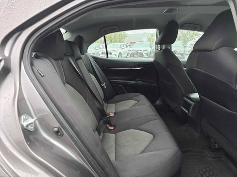 Used 2022 Toyota Camry LE FWD image 12