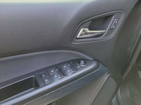 Used 2020 Chevrolet Colorado Z71 AWD/4WD image 24