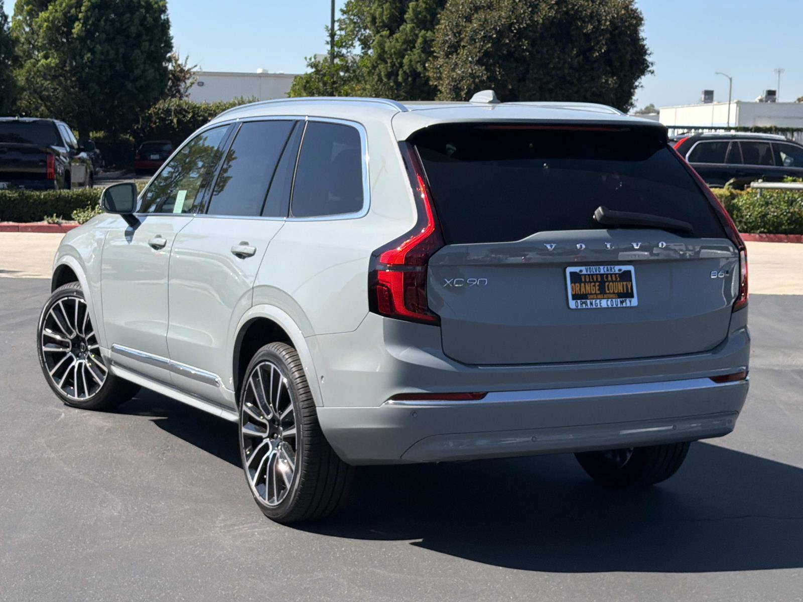 New 2027 Volvo XC90 B6 Plus AWD/4WD image 5