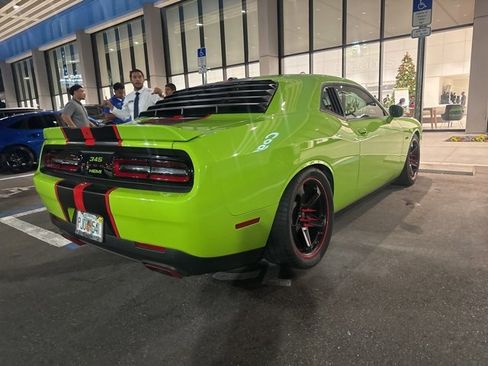 Used 2023 Dodge Challenger R/T w/ Blacktop Package image 8