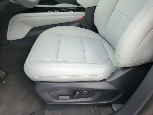 New 2026 Ford Explorer Platinum w/ LUX Leather Package AWD/4WD image 20