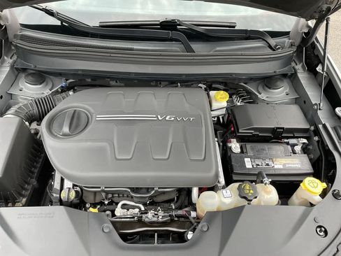 Used 2019 Jeep Cherokee Limited AWD/4WD image 35
