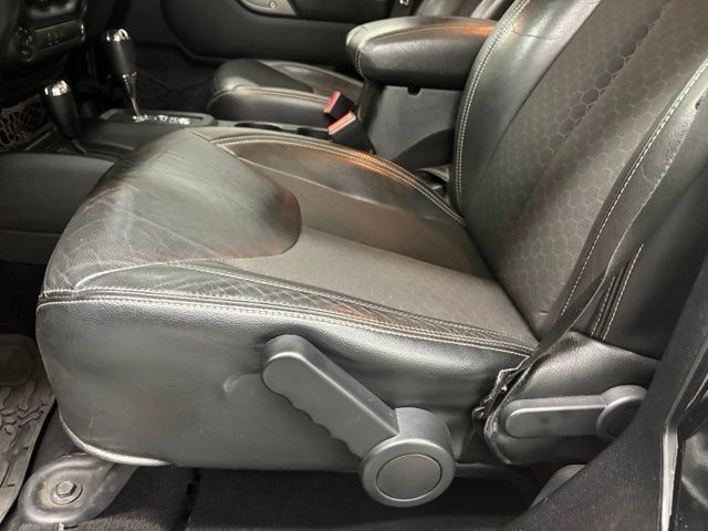 Used 2016 Jeep Wrangler Unlimited Sport AWD/4WD image 16