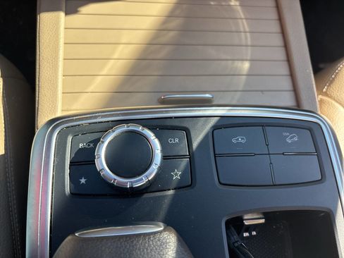 Used 2016 Mercedes-Benz GL 320 BlueTEC 4MATIC image 29