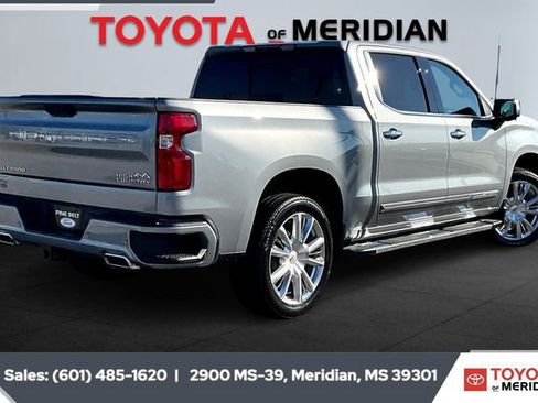 Used 2024 Chevrolet Silverado 1500 High Country w/ Technology Package image 11