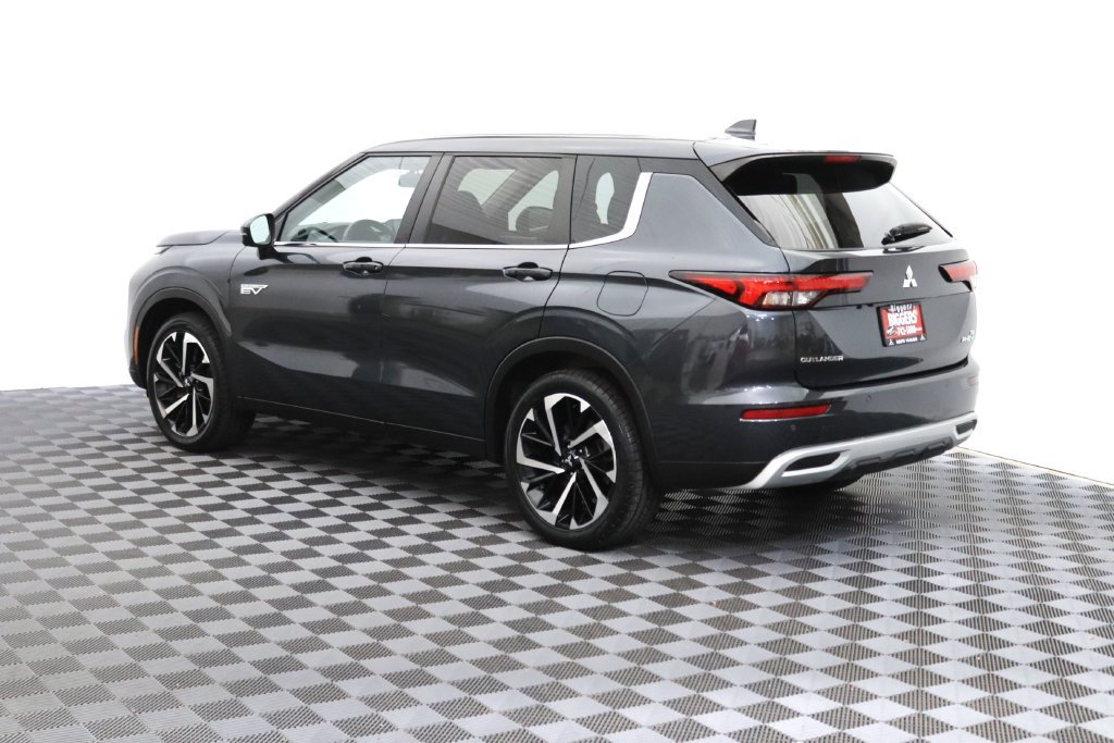 Used 2024 Mitsubishi Outlander SE AWD/4WD image 5