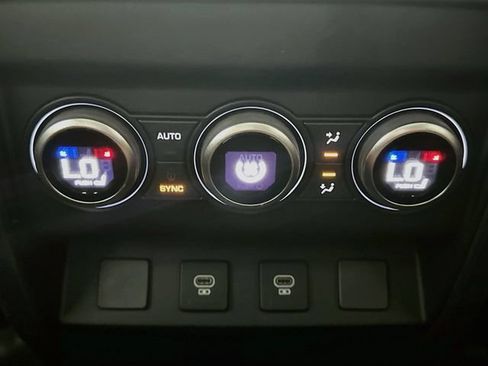 Used 2024 Land Rover Defender 110 Carpathian Edition AWD/4WD image 26