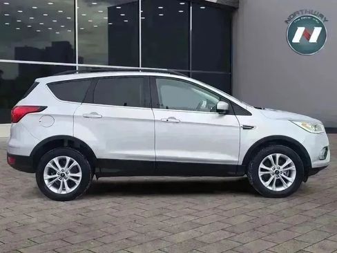 Used 2019 Ford Escape SEL image 6