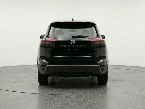 Used 2025 Nissan Rogue SV FWD image 7
