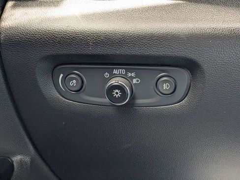 Used 2021 Chevrolet Traverse Premier w/ LPO, 'HIT The Road' Package FWD image 22