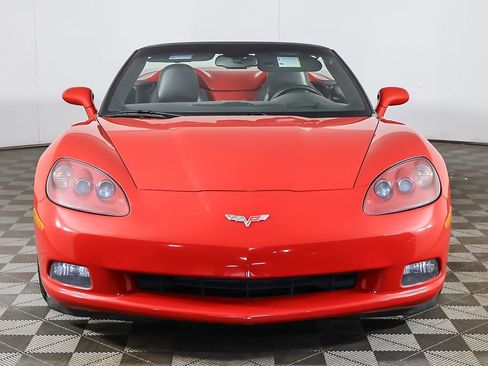 Used 2006 Chevrolet Corvette Convertible w/ Preferred Equipment Group RWD image 18