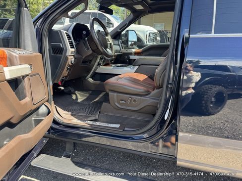 Used 2022 Ford F350 King Ranch w/ King Ranch Ultimate Package AWD/4WD image 11
