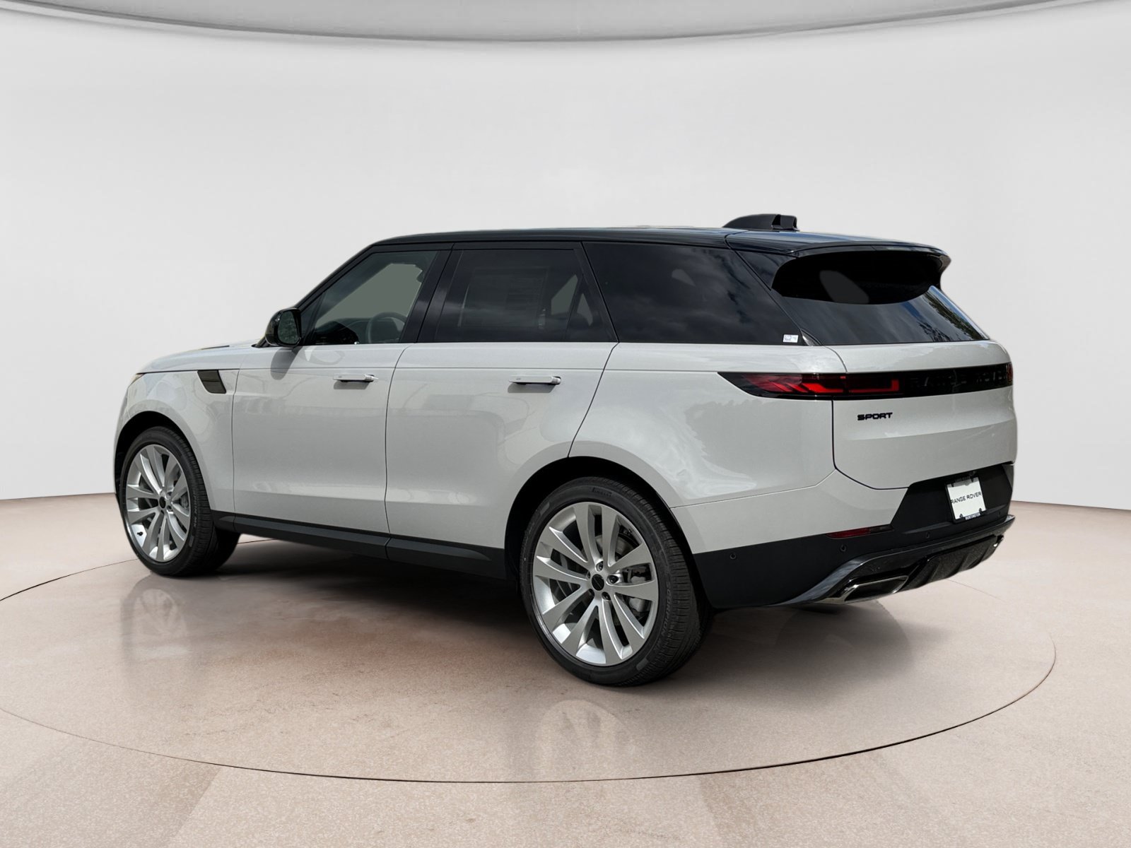 New 2027 Land Rover Range Rover Sport SE AWD/4WD image 3