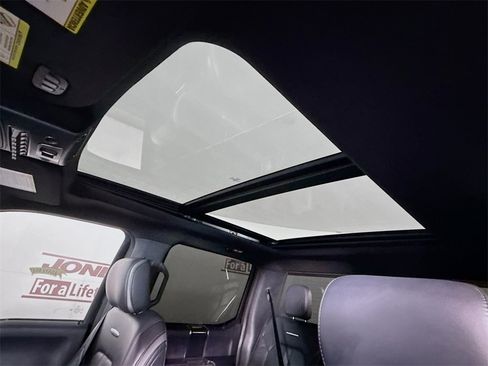 Used 2022 Ford F450 Platinum w/ FX4 Off-Road Package image 11