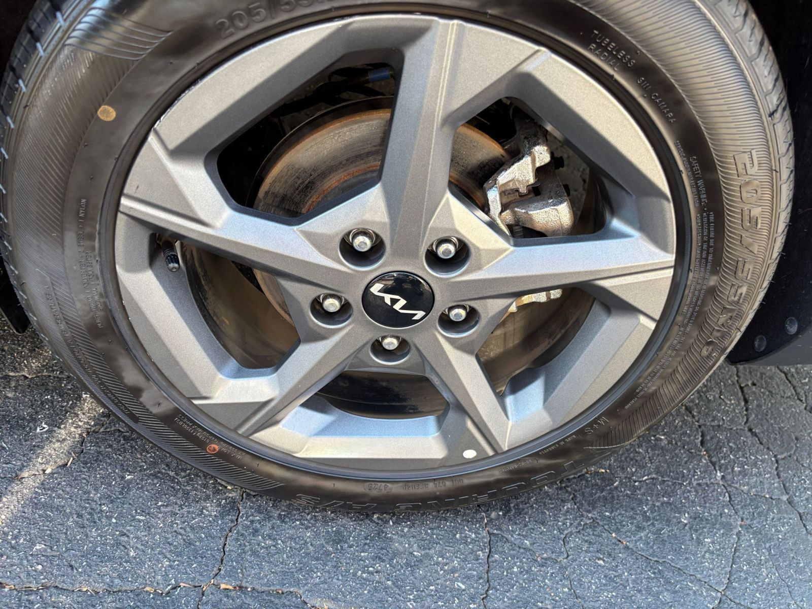 Used 2025 Kia K4 FWD image 25