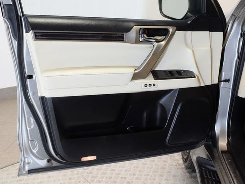 Used 2021 Lexus GX 460 Premium w/ Premium Package AWD/4WD image 14