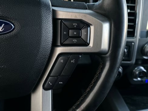 Used 2020 Ford F150 Platinum w/ Equipment Group 701A Luxury image 18