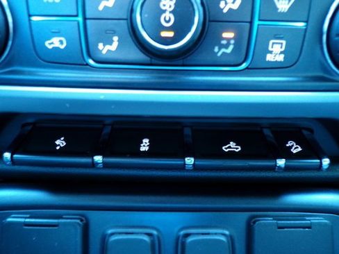 Used 2018 GMC Sierra 1500 SLT w/ SLT Premium Package image 28