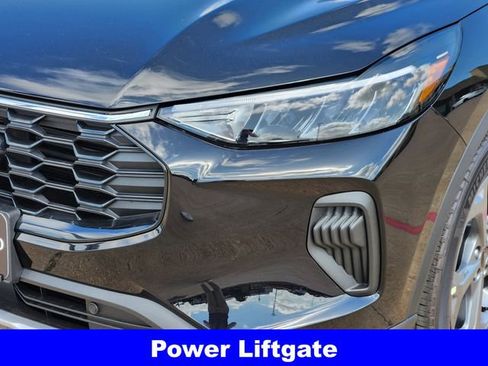 New 2025 Ford Escape ST-Line w/ Equipment Group 301A image 9