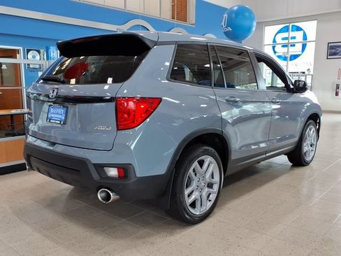 Certified 2025 Honda Passport EX-L image 10