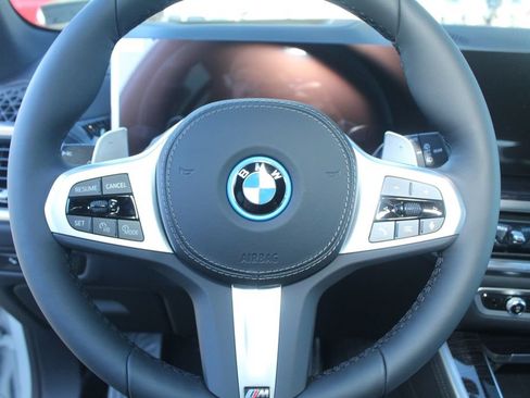 New 2026 BMW X5 xDrive50e w/ M Sport Package AWD/4WD image 15