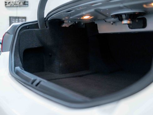 Used 2017 Alfa Romeo Giulia Quadrifoglio image 90