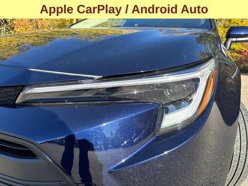 Used 2023 Toyota Corolla LE image 6