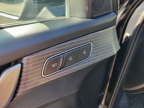 Used 2023 Hyundai Palisade Limited w/ Cargo Package image 26