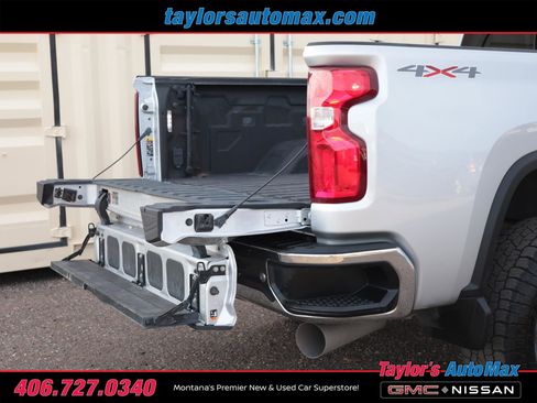 Used 2022 Chevrolet Silverado 3500 LTZ w/ LTZ Plus Package image 34