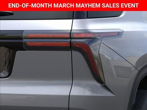 New 2026 Chevrolet Traverse LT w/ Driver Confidence Package image 11