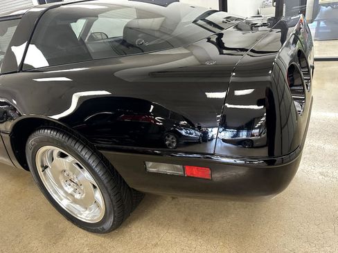 Used 1996 Chevrolet Corvette Coupe image 31