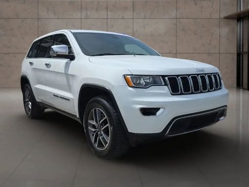 Used 2019 Jeep Grand Cherokee Limited image 3