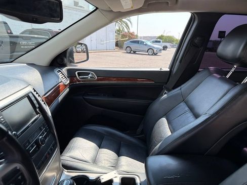 Used 2013 Jeep Grand Cherokee Limited RWD image 17