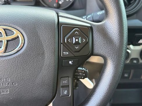 Used 2023 Toyota Tacoma SR AWD/4WD image 17