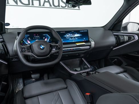 New 2026 BMW X3 xDrive30i w/ Premium Package AWD/4WD image 15